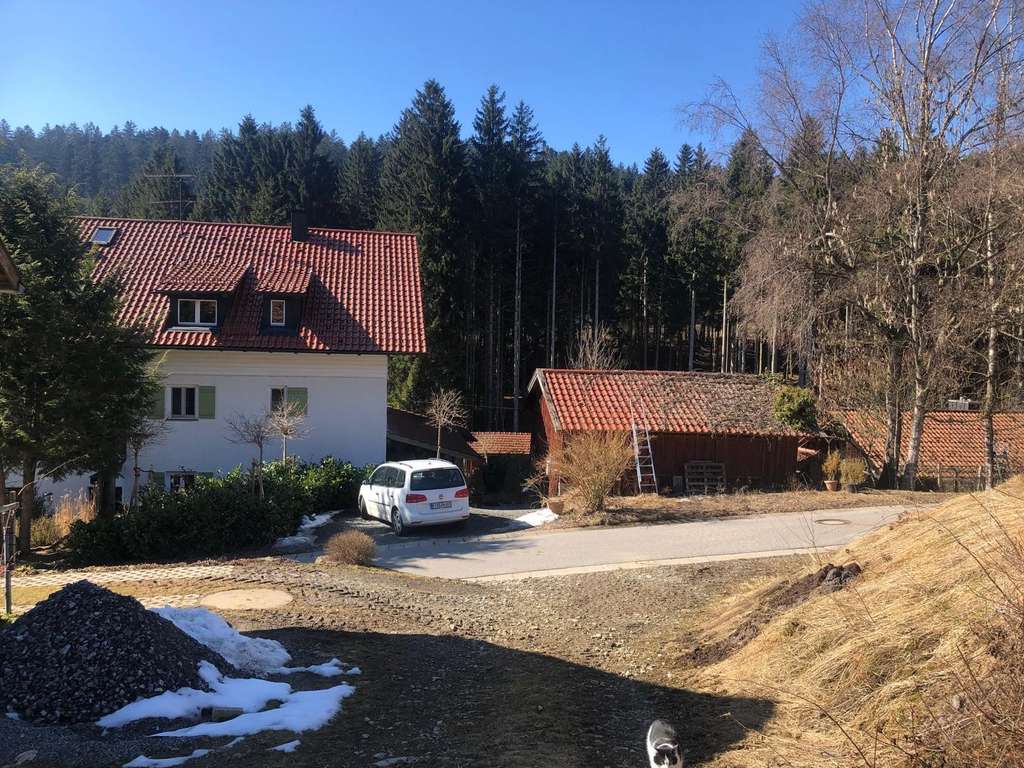 Immobilie in Sankt Englmar - Idyllisch gelegene Doppelhaushälfte inmitten der Natur von PRIVAT - Bild 0