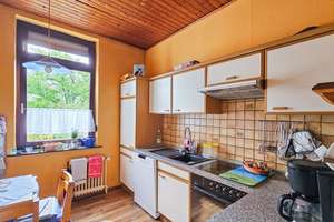 Reihenmittelhaus mit 2 Wohneinheiten zu verkaufen! – Die vollständige Adresse der Immobilie erhältst du vom Anbieter., 28201 Buntentor, Bremen – Vorschaubild 12