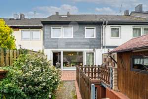 Frechen, Reihenmittelhaus mit Garage in ruhiger Lage. – Die vollständige Adresse der Immobilie erhältst du vom Anbieter., 50226 Frechen – Vorschaubild 2