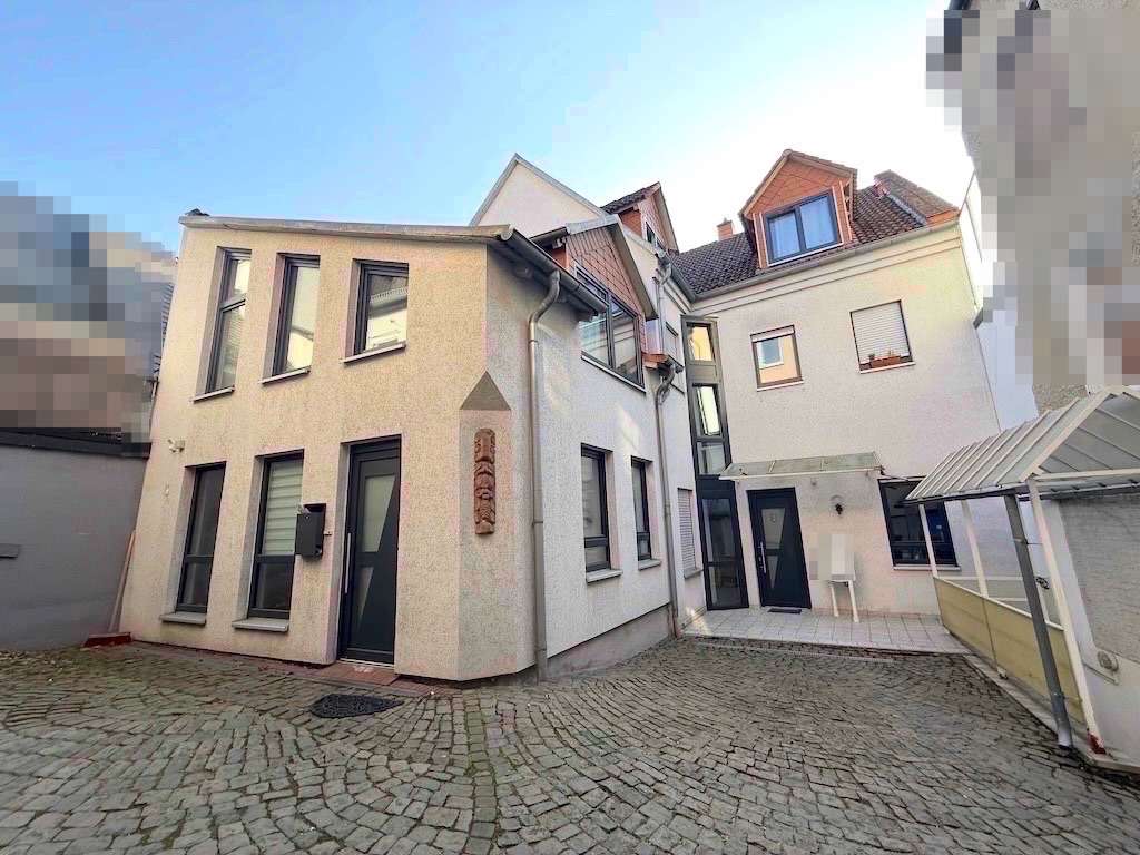 Immobilie in Bad Camberg - --Charmantes 1-Zimmer-Appartement mit Garage in zentraler Lage von Bad Camberg--- - Bild 2