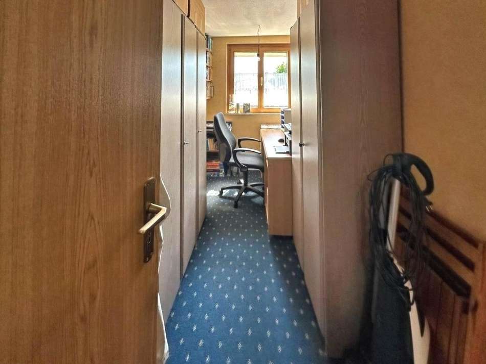 Büro / Schlafzimmer