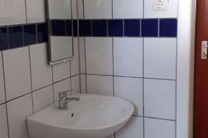 Helle und ruhige drei Zimmer Wohnung in D-Derendorf/Düsseltal Nähe S-Bahn & ÖPNVV – Buddestrasse 4-6, 40470 Düsseltal, Düsseldorf – Vorschaubild 15