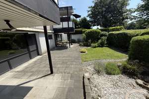 Tolle Lage direkt am Hexbachtal mit  Eigentümerwohnung und Garten