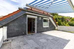 Gut gepflegtes drei Parteien Haus mit großem Garten und drei Garagen – Hildesheim (Kreis) – Vorschaubild 3