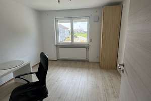 Helle 4-Zimmer Wohnung mit Balkon in Stephansposching – Die vollständige Adresse der Immobilie erhältst du vom Anbieter., 94569 Stephansposching – Vorschaubild 11