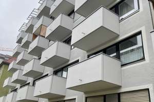 Sehr schön möbliertes und ausgestattetes App. in zentraler Lage – Safferlingstr. 5, 80634 Neuhausen, München – Vorschaubild 2