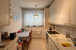 Solide vermietete 3-Zimmer-Wohnung mit großem Balkon in ruhiger Grünlage von Buckow/Gropiusstadt – Wermuthweg 8, 12353 Gropiusstadt, Berlin – Vorschaubild 8