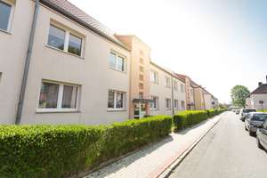 Gepflegte 2 1/2-Zimmer-Wohnung mit Balkon in Geestermünde-Süd!