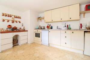 Kapitalanlage in Wiesbaden: Charmante Altbau-Maisonette im Fachwerkensemble – Rendite über 5 % – Die vollständige Adresse der Immobilie erhältst du vom Anbieter., 65205 Erbenheim, Wiesbaden – Vorschaubild 3