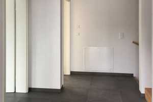 Exklusive 4-Zimmer-Doppelhaushälfte mit gehobener Innenausstattung und EBK in München Freimann – Thujaweg 2a, 80939 München – Vorschaubild 3