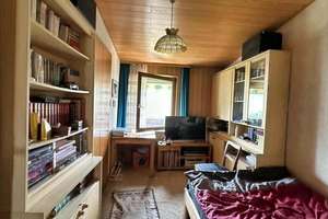 Solides Reihenmittelhaus in Orschel-Hagen – Die vollständige Adresse der Immobilie erhältst du vom Anbieter., 72760 Reutlingen-Mitte, Reutlingen – Vorschaubild 11