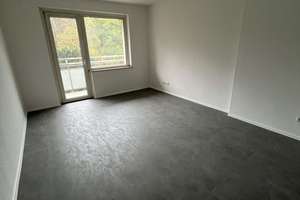 Schöne sanierte 3,5 Zimmer Wohnung mit Balkon – Von-der-Goltz-Straße 39, 44143 Kaiserbrunnen, Dortmund – Vorschaubild 4