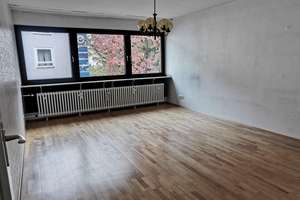 Helle 3-Raum-Stadtwohnung im 2. Obergeschoss in Essen-Rüttenscheid