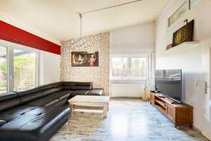 Traumhaus-Charakter! Modernes Einfamilienhaus mit großer Gartenanlage und Swimming-Pool – Karlsruhe (Kreis) – Vorschaubild 8