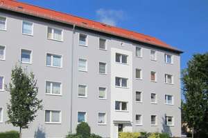 Greifswaldstr. 81, E L - Modernisierte 2-Zimmer Wohnung mit Badewanne und Loggia – Greifswaldstr. 81, 38124 Heidberg-Melverode, Braunschweig – Vorschaubild 1