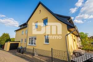 Vielseitiges Immobilien-Ensemble mit 2 modernisierten Haushälften + Carport und Garten/Terrasse – Die vollständige Adresse der Immobilie erhältst du vom Anbieter., 37154 Northeim – Vorschaubild 1
