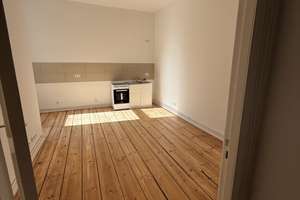 Wunderschön sanierte 2-Zimmer-Wohnung Echtholzdielen in Schöneberg – Cheruskerstraße 32, 10879 Schöneberg, Berlin – Vorschaubild 1