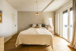 Charakterstark, lichtdurchflutet und außergewöhnlich:
DG-Wohnung mit  Dachterrasse am Isemarkt – Die vollständige Adresse der Immobilie erhältst du vom Anbieter., 20144 Harvestehude, Hamburg – Vorschaubild 9