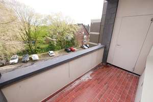 Rarität in Buer: Renovierte 4,5-Zimmer-Dachgeschoss-Wohnung mit Balkon und Stellplatz zu vermieten – Vom-Stein-Str. 3, 45894 Buer, Gelsenkirchen – Vorschaubild 4