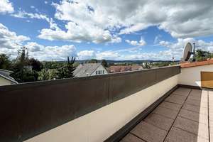 Großzügiges Zuhause. 8 Zimmer. 223 m².
Garten, Garage und 2 Stellplätze. Viel
Platz für Ihre Ideen – Die vollständige Adresse der Immobilie erhältst du vom Anbieter., 78244 Gottmadingen – Vorschaubild 38