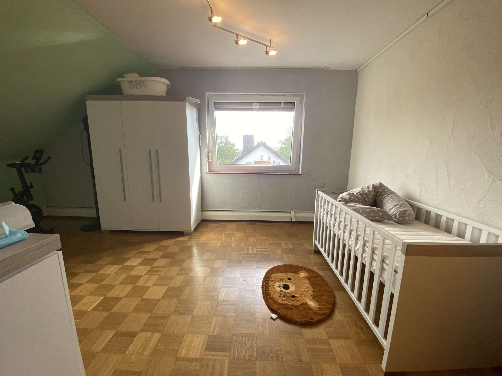 Immobilie in Habichtswald - Großzügiges EFH mit Tiefgarage zur vielseitigen Verwendung! KEINE KÄUFERPROVISION - Bild 9