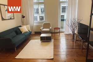 *Friedrichshain! Sehr schöne, neuwertige und helle Altbauwohnung  kurzfristig zum Einzug verfügbar* – Berlin – Vorschaubild 1