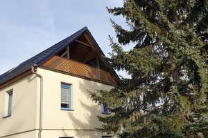 Charmantes Zweifamilienhaus in bester Lage – Vielseitigkeit und Komfort in Saalburg-Ebersdorf – Die vollständige Adresse der Immobilie erhältst du vom Anbieter., 7929 Saalburg-Ebersdorf – Vorschaubild 3
