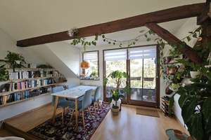 Helle, schön geschnittene Dachgeschosswohnung mit Balkon mit Aussicht ins Gr – Volmerswerther Straße 222, 40221 Bilk, Düsseldorf – Vorschaubild 12