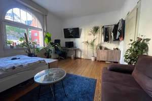 Helle Altbauwohnung mit großen Zimmern, hohen Decken und Balkon – Die vollständige Adresse der Immobilie erhältst du vom Anbieter., 70199 Heslach, Stuttgart – Vorschaubild 11