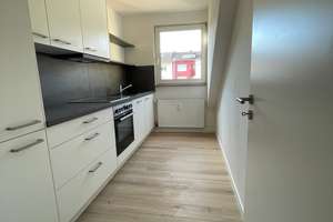 Großzügige & frisch renovierte 2 Zimmer Wohnung in Pforzheim – Die vollständige Adresse der Immobilie erhältst du vom Anbieter., 75175 Oststadt, Pforzheim – Vorschaubild 3