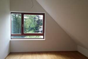 3 Zimmer lichtdurchflutete DG-Wohnung Inmitten von München-Waldtrudering – Die vollständige Adresse der Immobilie erhältst du vom Anbieter., 81827 Waldtrudering, München – Vorschaubild 12