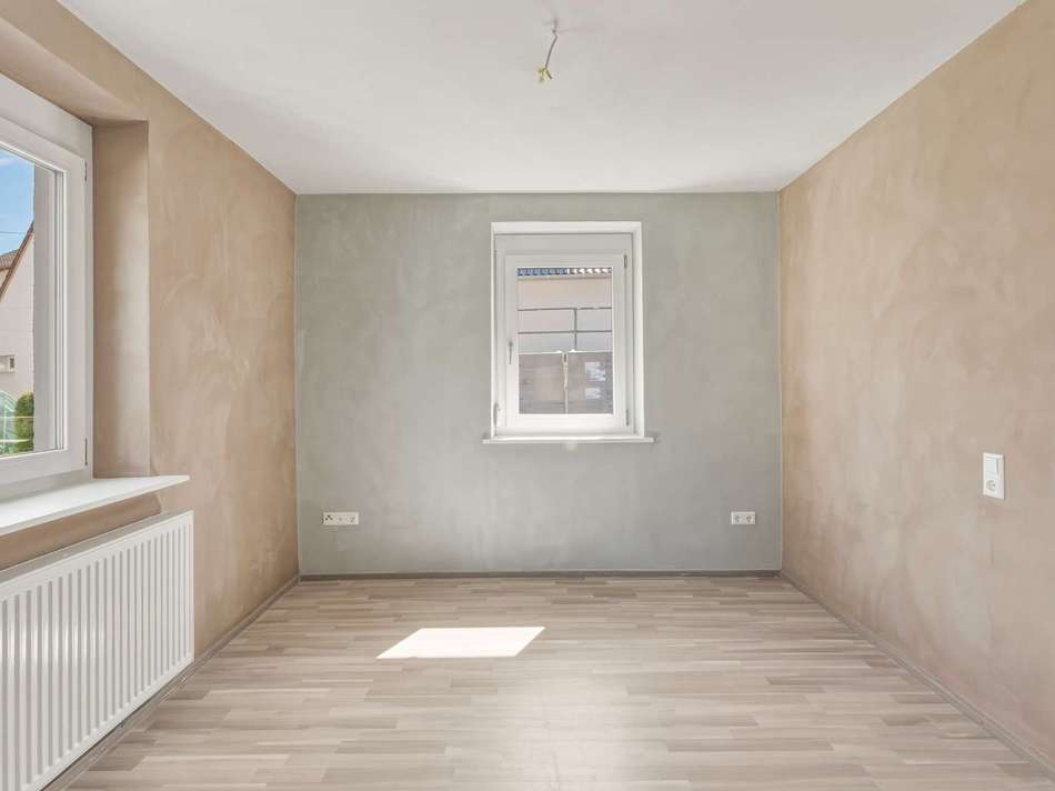 Büro EG