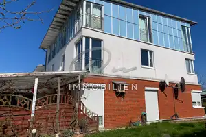 Exklusives Wohnen auf großem Grundstück mit ca. 167m², 7 Zimmern, Garten, Vollkeller, Sauna etc. – Hamburg – Vorschaubild 28