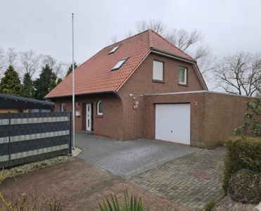 "Neuer Preis" Einfamilienhaus mit Blockhütte und Garage in Sackgassenlage