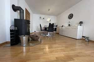 2  Häuser auf einem Grundstück mit gemeinsamen Hof und 11 Zimmern in Waldorf – Hauptstraße, 53, 53498 Waldorf – Vorschaubild 2