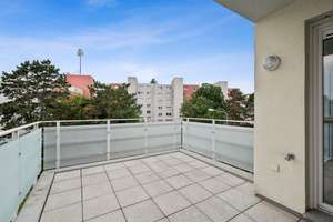 Lichtdurchflutet & barrierefrei: Ihre neue Wohlfühl-Wohnung mit Sonnenterrasse und Kaminofen! – Die vollständige Adresse der Immobilie erhältst du vom Anbieter., 65197 Klarenthal, Wiesbaden – Vorschaubild 11
