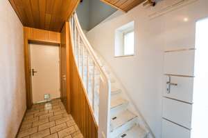 Charmantes Reihenendhaus mit großem Garten, Kamin & Entwicklungspotenzial – Die vollständige Adresse der Immobilie erhältst du vom Anbieter., 52428 Jülich – Vorschaubild 8