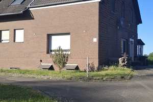 Ansprechendes Haus/Wohnung mit großem Garten in Voerde (Niederrhein) – Frankfurter Straße 345, 46562 Wesel (Kreis) – Vorschaubild 1