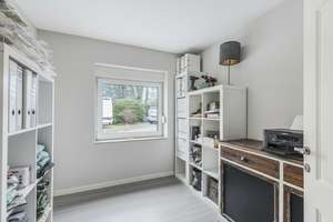Stilvoller Bungalow mit besonderem Raumgefühl in Henstedt-Ulzburg – Die vollständige Adresse der Immobilie erhältst du vom Anbieter., 24558 Henstedt-Ulzburg – Vorschaubild 16