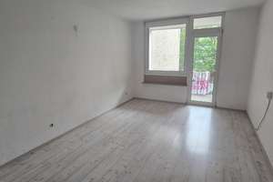 Zuhause mit 3 Zimmern in der Kölner Altstadt, die Wohnung ist nicht renoviert. – Pantaleonsmühlengasse 22-24, 50676 Altstadt/Süd, Köln – Vorschaubild 5