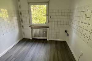 3-Zimmer Wohnung in DUI - Meiderich ** ab sofort frei – Bronkhorststr. 108, 47137 Obermeiderich, Duisburg – Vorschaubild 2