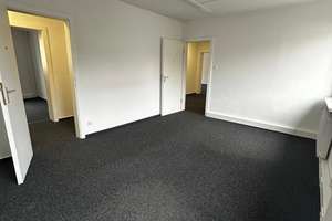 Großzügige 4-Zimmer-Wohnung mit Balkon in Heilbronn-Böckingen – Die vollständige Adresse der Immobilie erhältst du vom Anbieter., 74081 Böckingen, Heilbronn – Vorschaubild 3