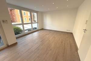 Modernes Wohnen in Bestlage: Helle 2-Zimmer-Wohnung mit Balkon in Stuttgart-Degerloch – Die vollständige Adresse der Immobilie erhältst du vom Anbieter., 70597 Degerloch (Ortsteil), Stuttgart – Vorschaubild 2