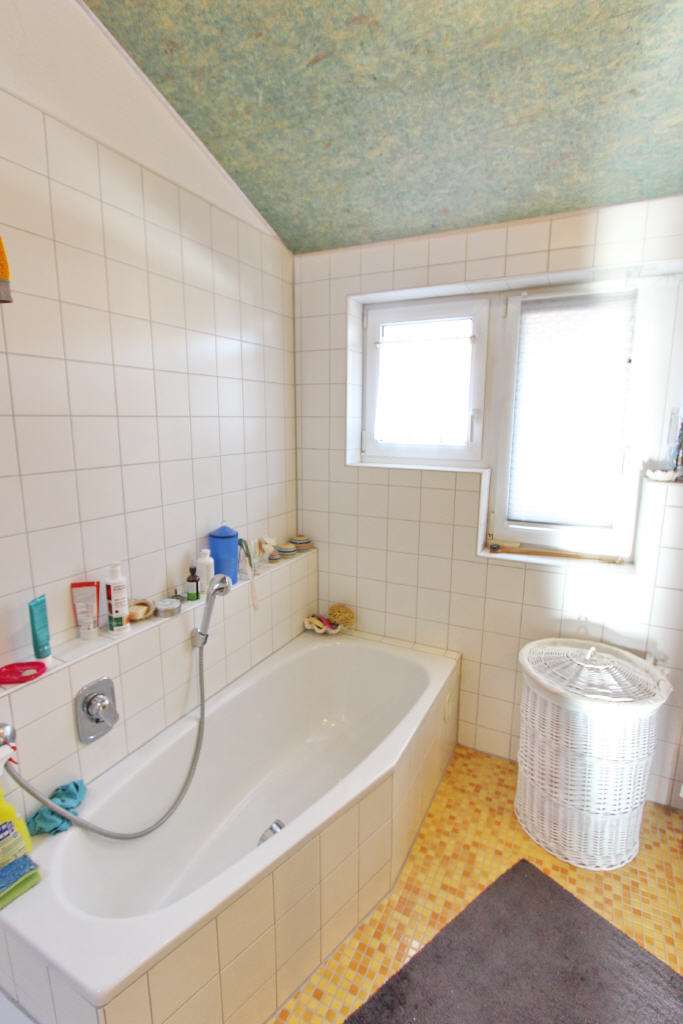 Immobilie in Kißlegg - Große, sonnige Doppelhaushälfte mit ELW in schöner Lage mit Bergsicht - Bild 17