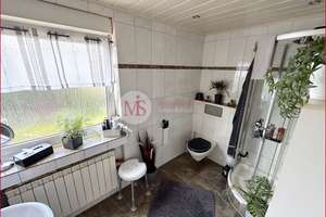 Platz für Ihre Ideen: Reihenmittelhaus in Düsseldorf-Wersten – 40591 Wersten, Düsseldorf – Vorschaubild 15