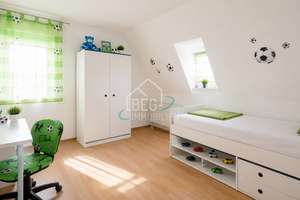 Zweifamilienhaus – Wohnen, Investieren, Entwickeln – Die vollständige Adresse der Immobilie erhältst du vom Anbieter., 73547 Lorch – Vorschaubild 11