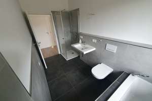 Top modern mit EBK, XL-Balkon & Wärmepumpe: Wunderschöne 3-Zimmer-Wohnung in Selters (Taunus) – Die vollständige Adresse der Immobilie erhältst du vom Anbieter., 65618 Selters (Taunus) – Vorschaubild 5