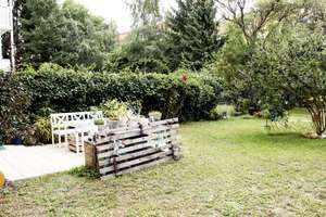 17 m² großes, voll möbliertes Frauen-WG-Zimmer mit Gartennutzung in 3er-WG – All-Inclusive-Miete – Isernhagener Straße 50, 30163 List, Hannover – Vorschaubild 5