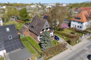 Großzügiges Einfamilienhaus mit vielfältigen Nutzungsmöglichkeiten in attraktiver Rostocker Lage – Die vollständige Adresse der Immobilie erhältst du vom Anbieter., 18059 Südstadt, Rostock – Vorschaubild 6