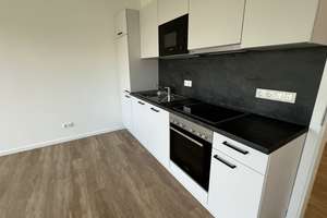 Super Grünlage mit Top Anbindung. – Teterower Ring 47, 12619 Hellersdorf, Berlin – Vorschaubild 3